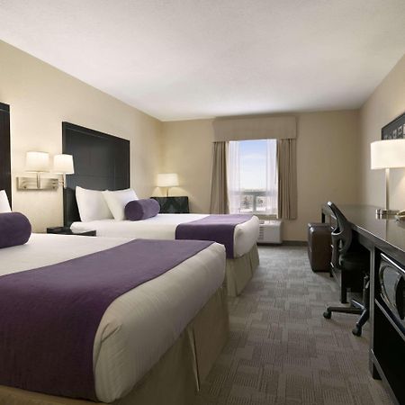 Days Inn By Wyndham Regina Dış mekan fotoğraf