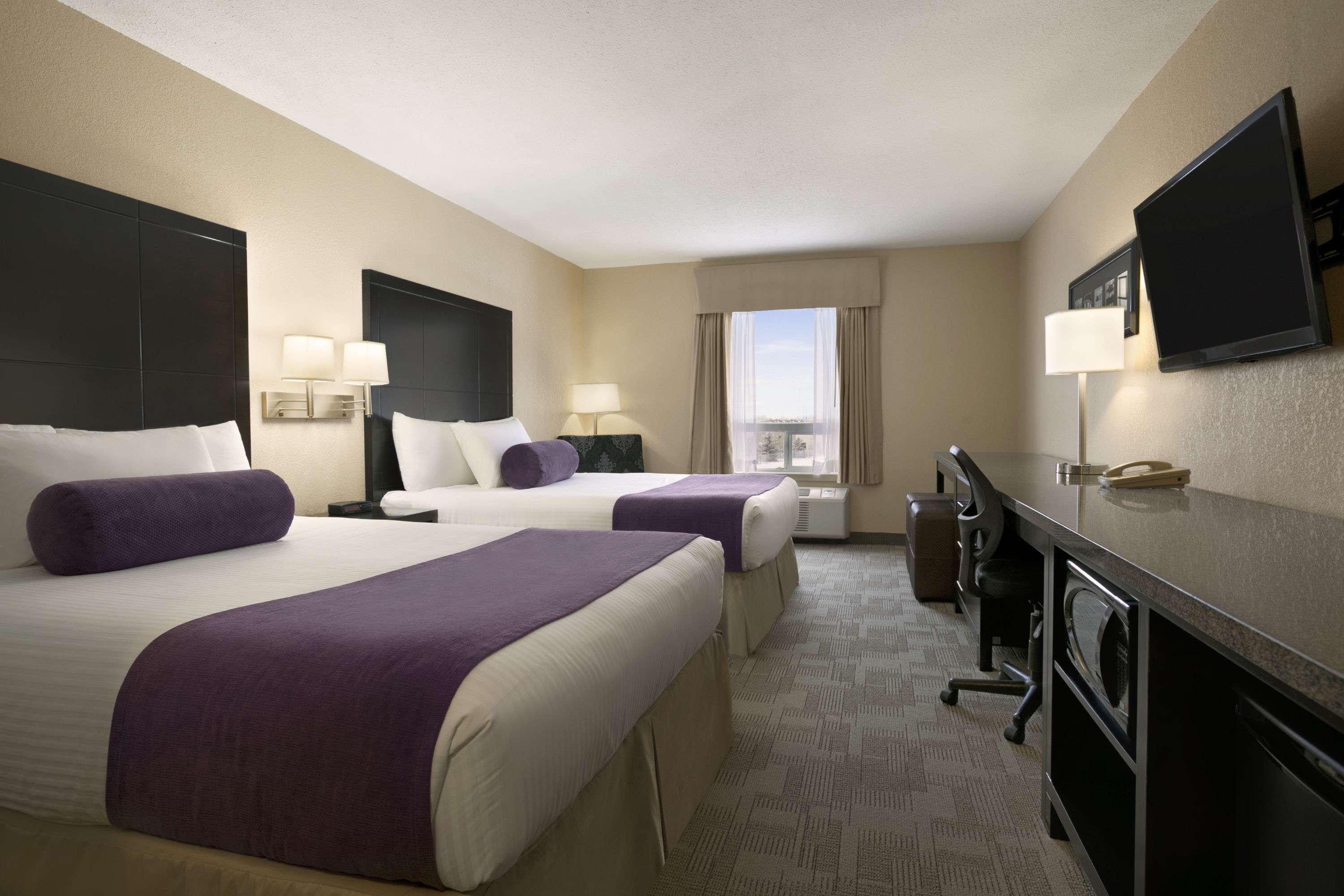 Days Inn By Wyndham Regina Dış mekan fotoğraf