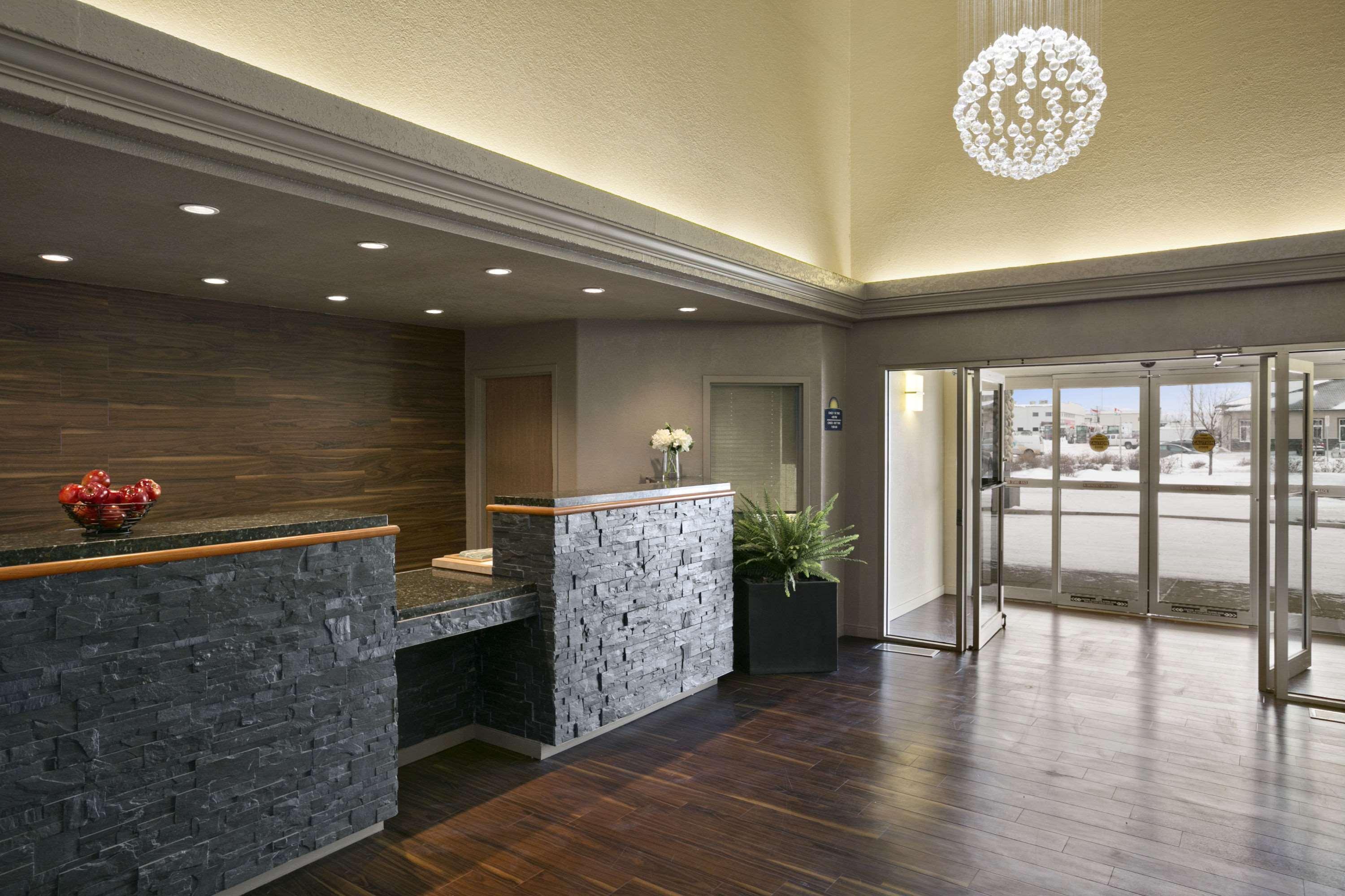 Days Inn By Wyndham Regina Dış mekan fotoğraf